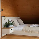 Z Bali Drewnianych W Gorach Jacuzzi & Balia - Osada Chelm شاليه