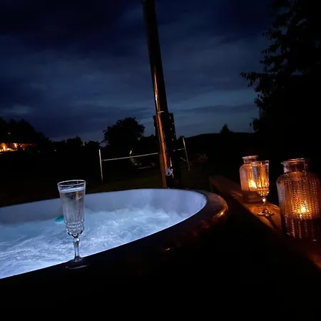 Chalet Drewniany W Gorach Jacuzzi & Balia - Osada Chelm *
