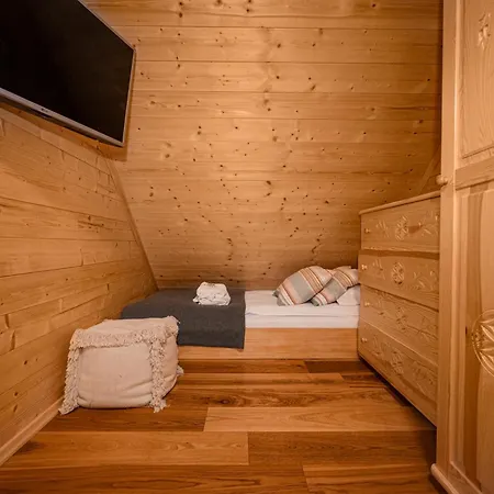 Chalet Drewniany W Gorach Jacuzzi & Balia - Osada Chelm *
