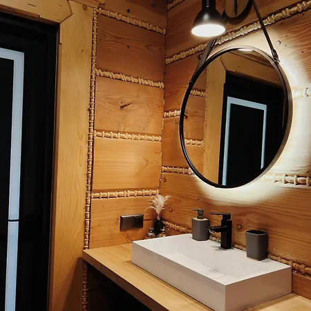 Horská chata Z Bali Drewnianych W Gorach Jacuzzi & Balia - Osada Chelm Stroza (Myslenice)