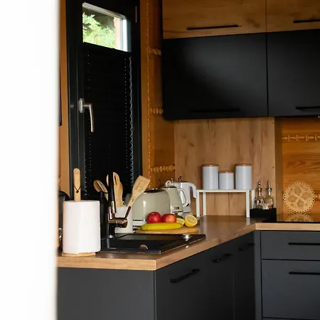 Z Bali Drewnianych W Gorach Jacuzzi & Balia - Osada Chelm