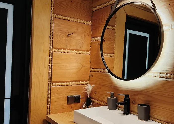 בקתה Z Bali Drewnianych W Gorach Jacuzzi & Balia - Osada Chelm Stroza (Myslenice)