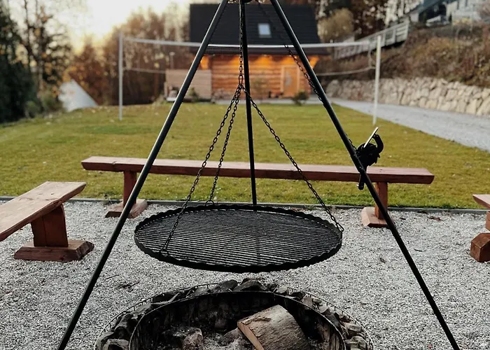 Z Bali Drewnianych W Gorach Jacuzzi & Balia - Osada Chelm בקתה