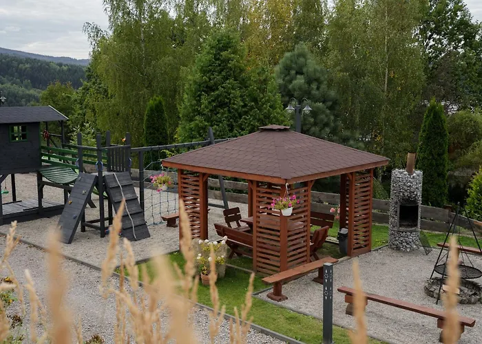 Z Bali Drewnianych W Gorach Jacuzzi & Balia - Osada Chelm