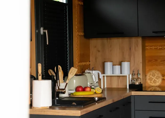 Z Bali Drewnianych W Gorach Jacuzzi & Balia - Osada Chelm